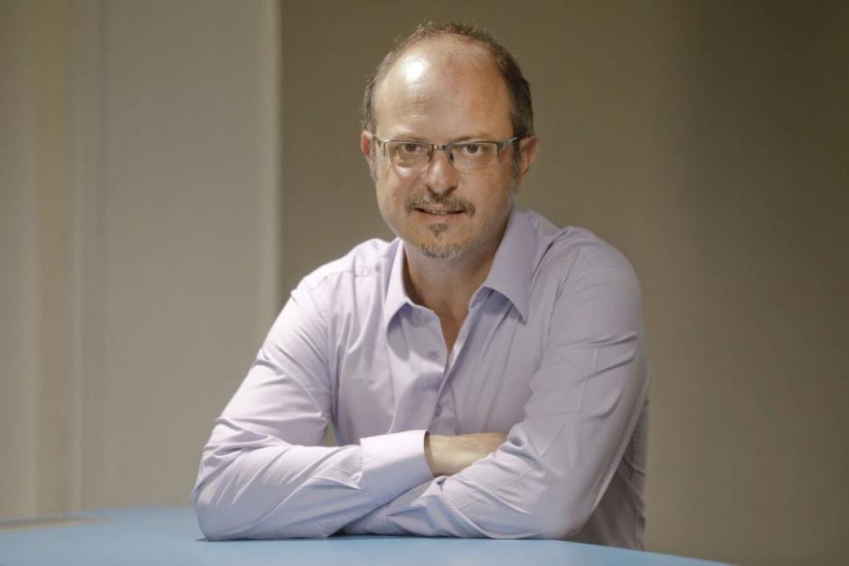 "Falsos": Alejandro Grimson aseguró que "están fabricando" tuits suyos