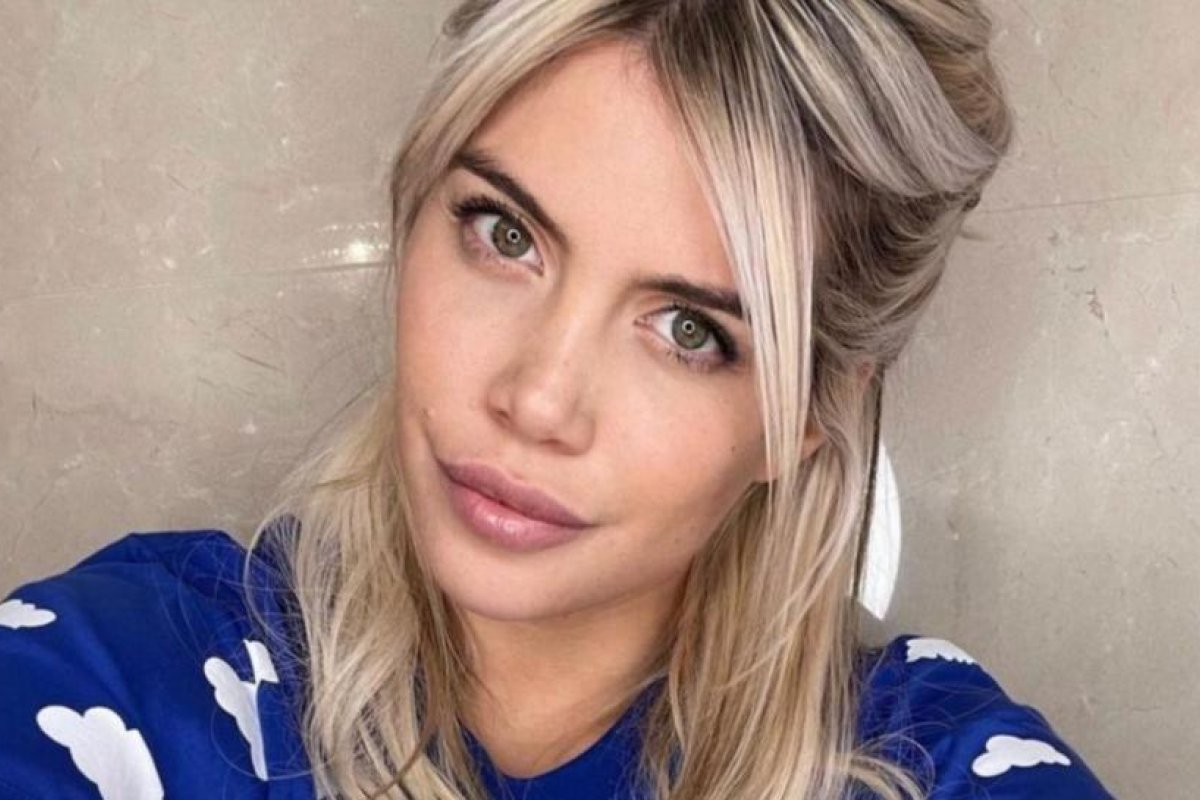 Wanda Nara se vacunó contra el Covid en Francia: “Hoy fue mi turno”