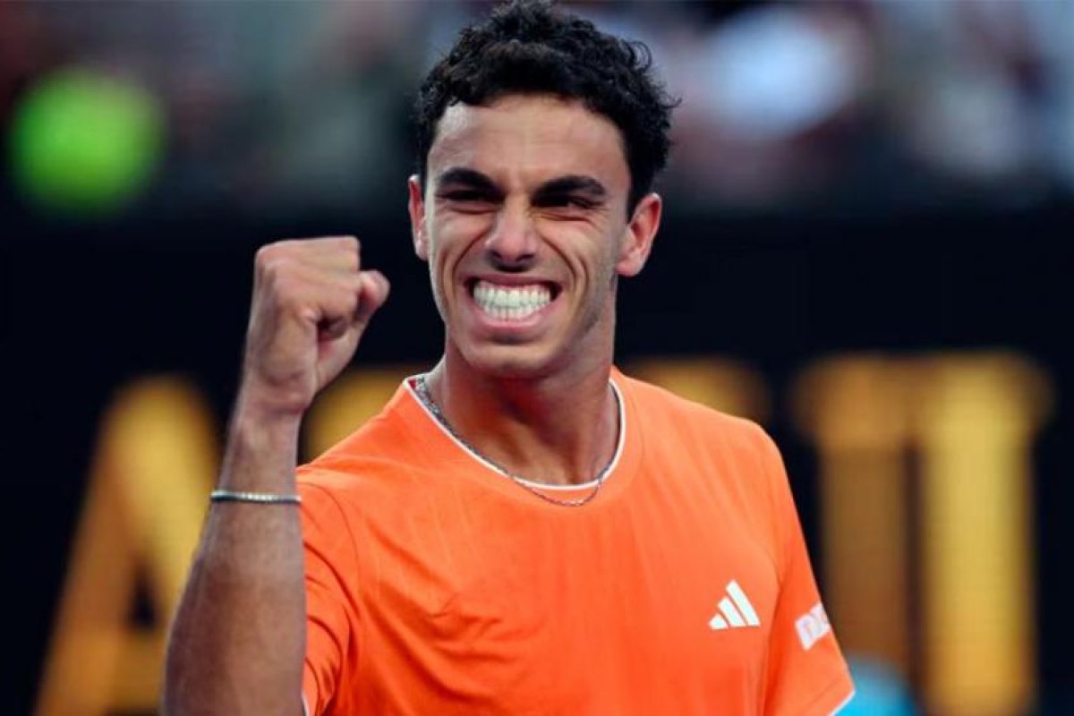Francisco Cerúndolo avanza a octavos del Abierto de Australia 2024