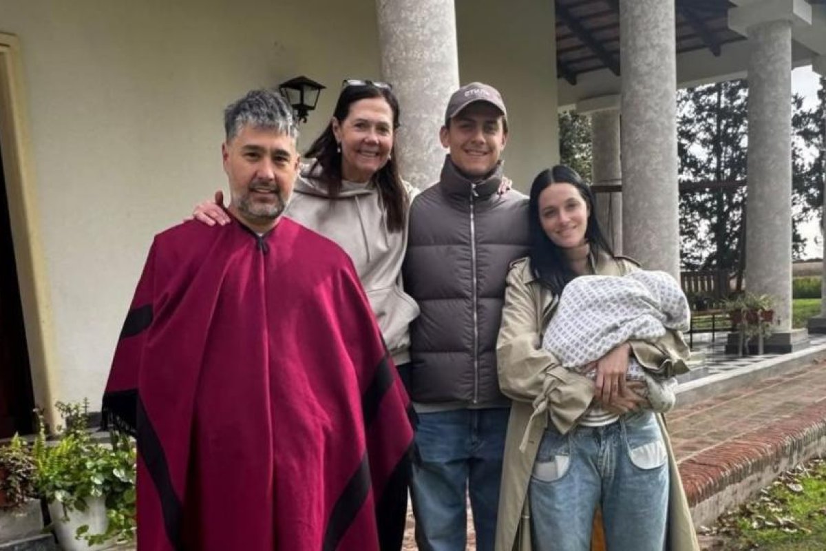 Paulo Dybala comparte emotivo reencuentro familiar desde Argentina