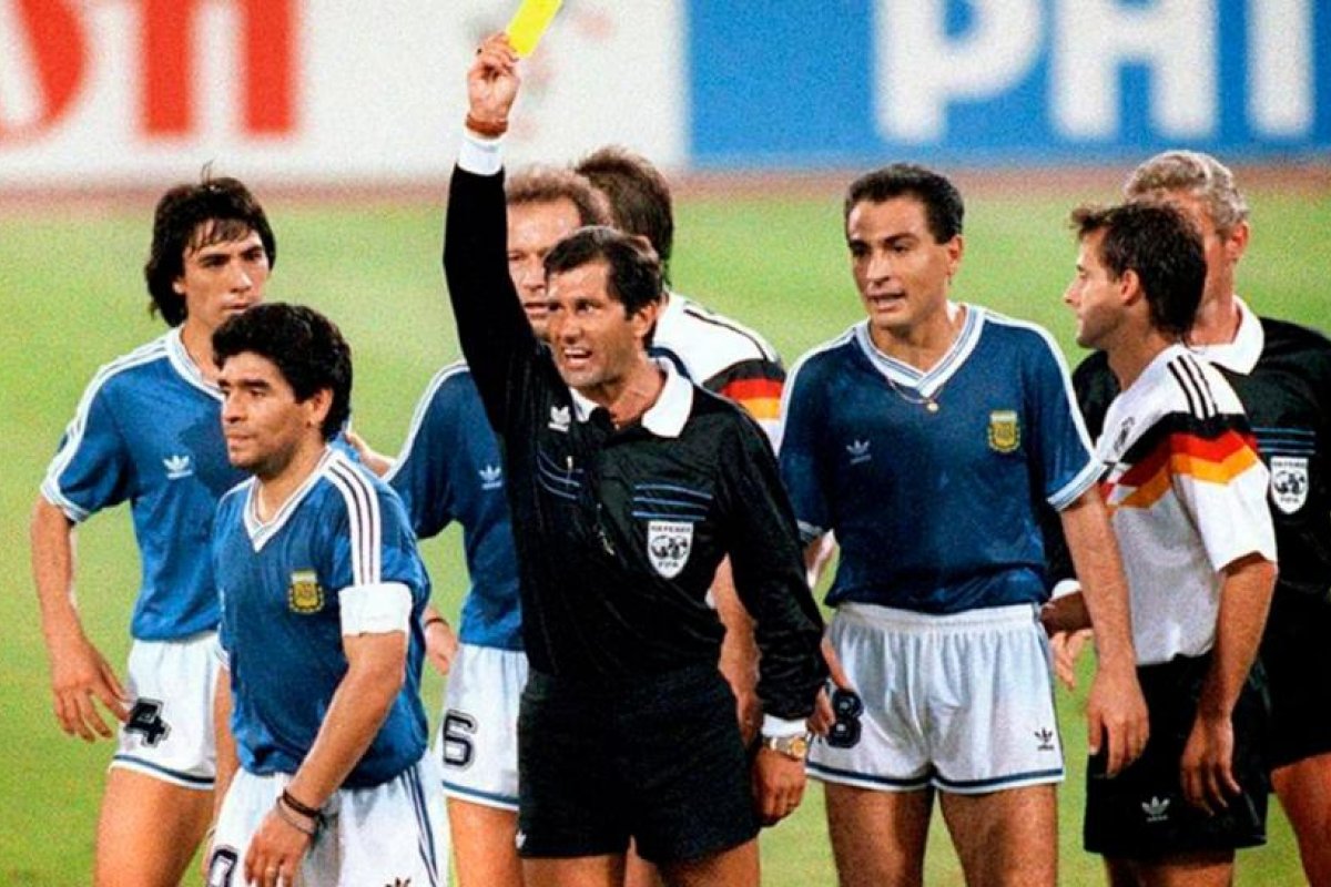 Edgardo Codesal y su controvertida decisión en la final del Mundial 1990
