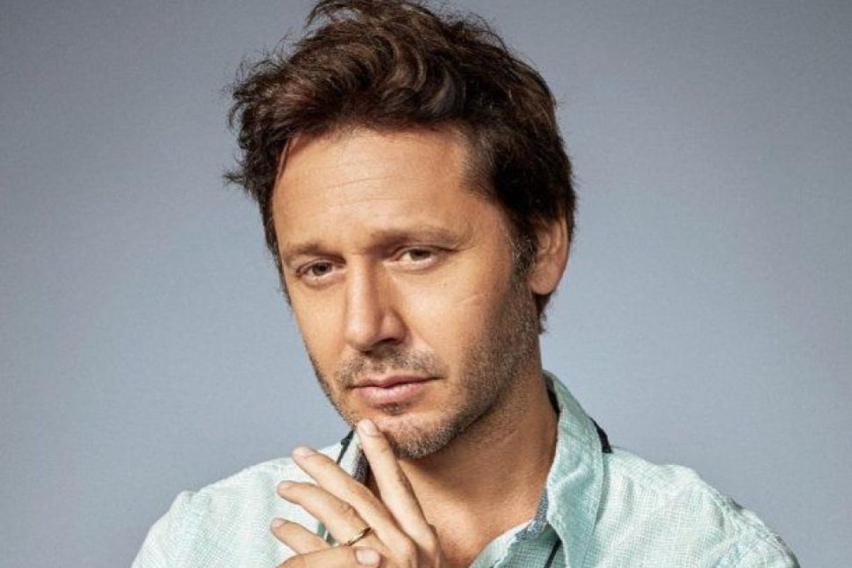 Benjamín Vicuña expresa su inquietud por la educación de sus hijos