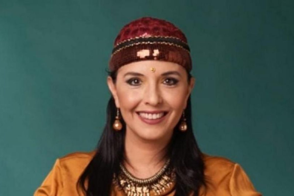 Predicciones Astrológicas de Jimena La Torre: Amor y Trabajo por Signo Zodiacal