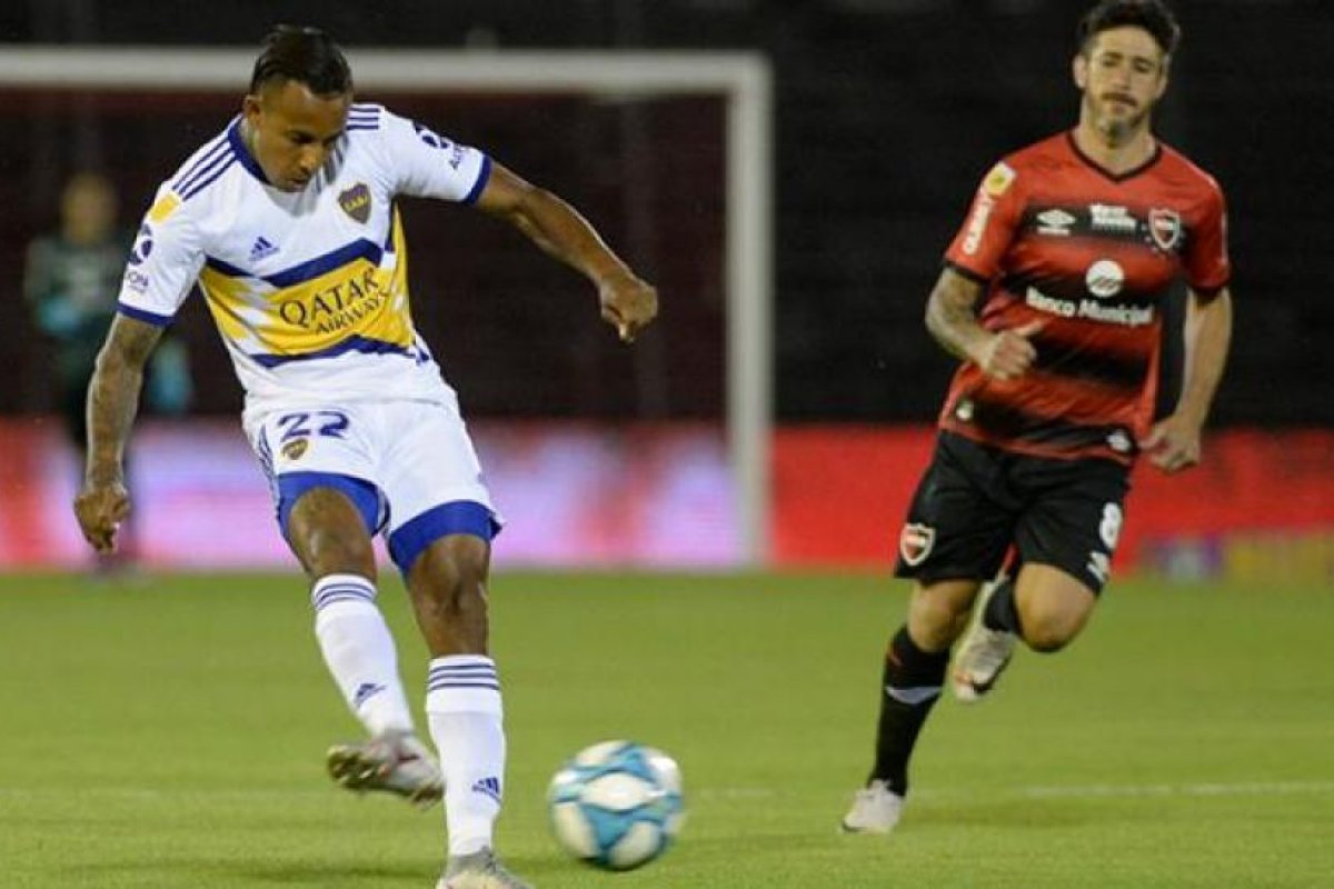 Boca recibe a Newells en un ambiente signado por el recuerdo de Maradona