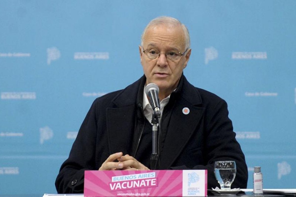 Gollan: "Se registra una caída importante y sostenida de casos"