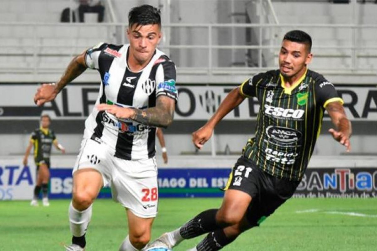 Central Córdoba busca su primer triunfo ante Defensa y Justicia