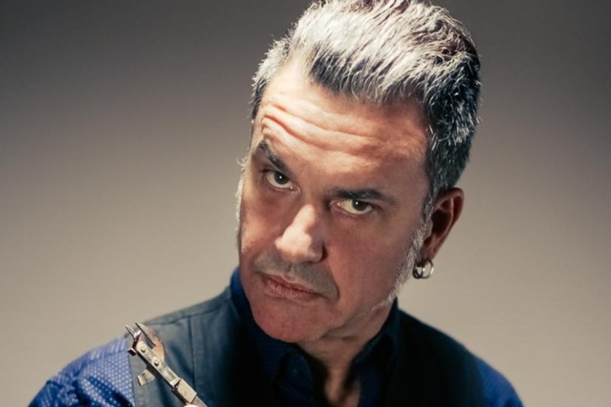 Richard Coleman recorre su historia en su primer concierto desde un autocine
