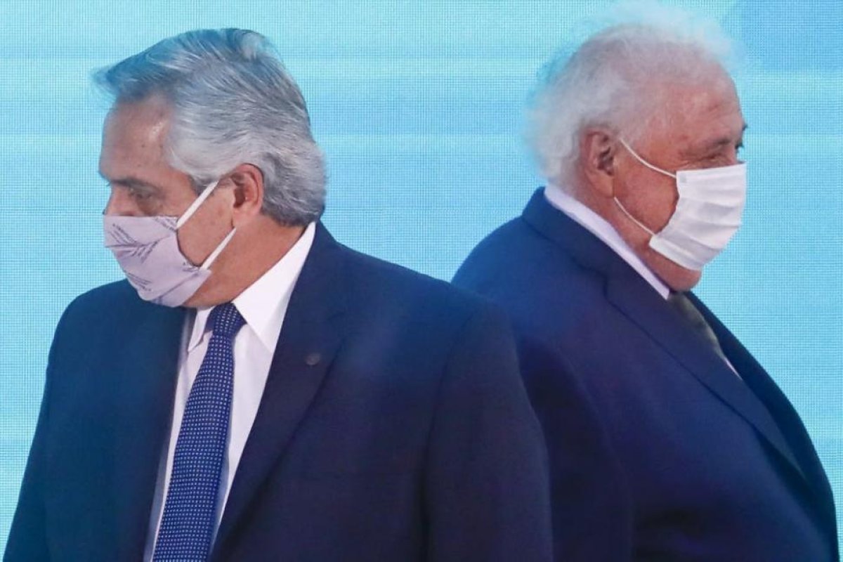 Alberto Fernández elogió a González García y habló de "escarnio" mediático
