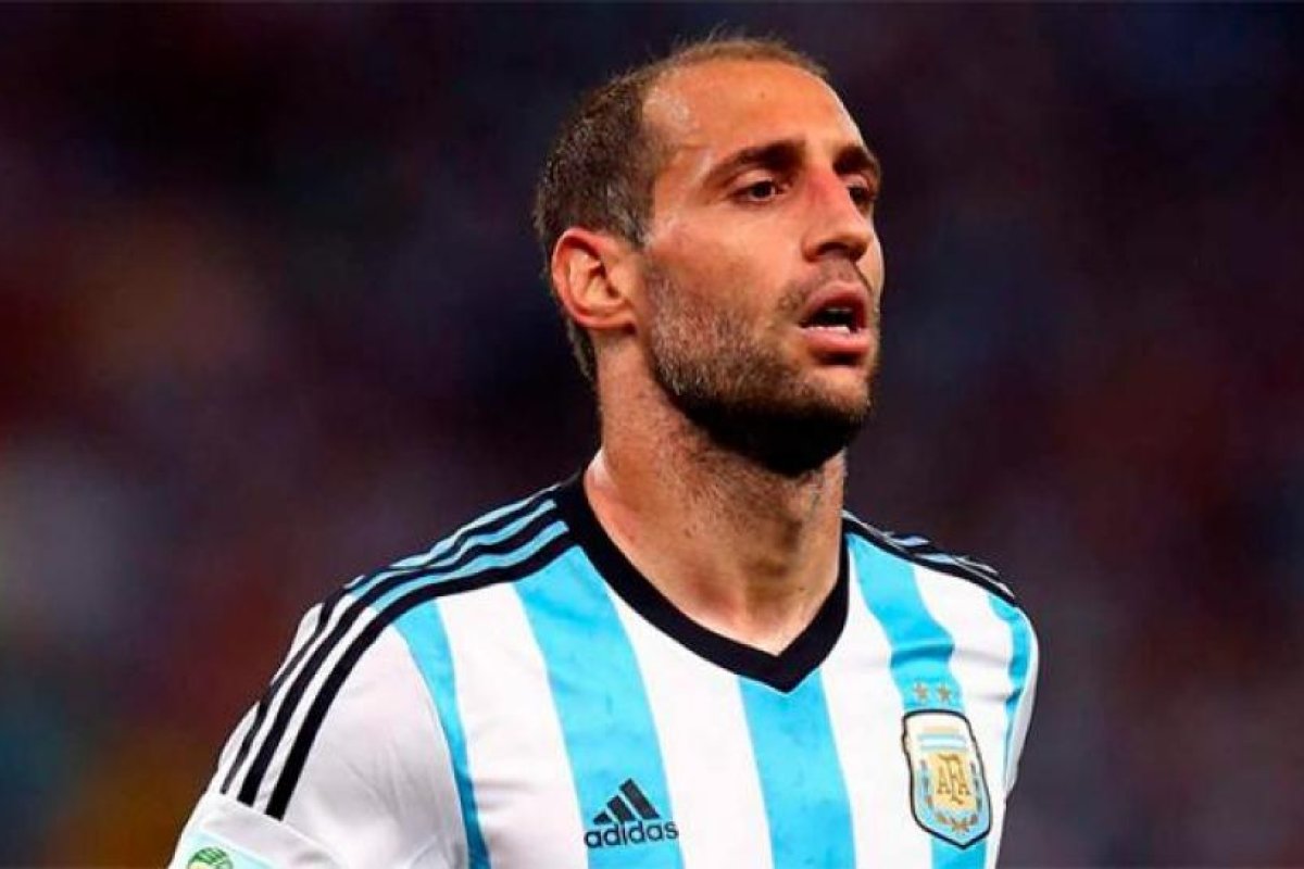 Pablo Zabaleta le puso punto final a su carrera