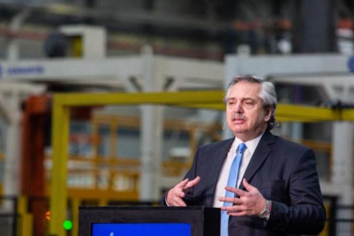 "Lo que más nos interesa ahora es ir en socorro del interior del país"