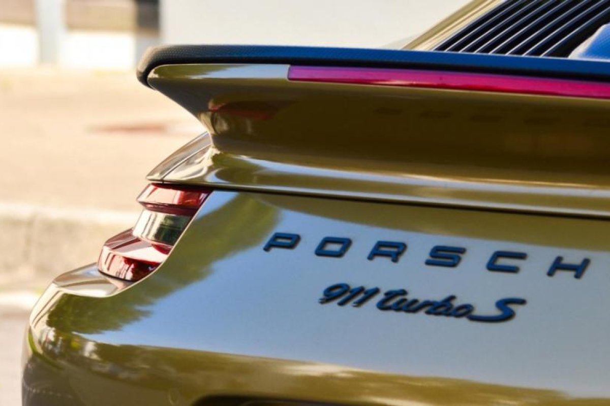 Ponen en subasta un Porsche 911 Turbo S que podría tener "el mayor kilometraje del mundo"