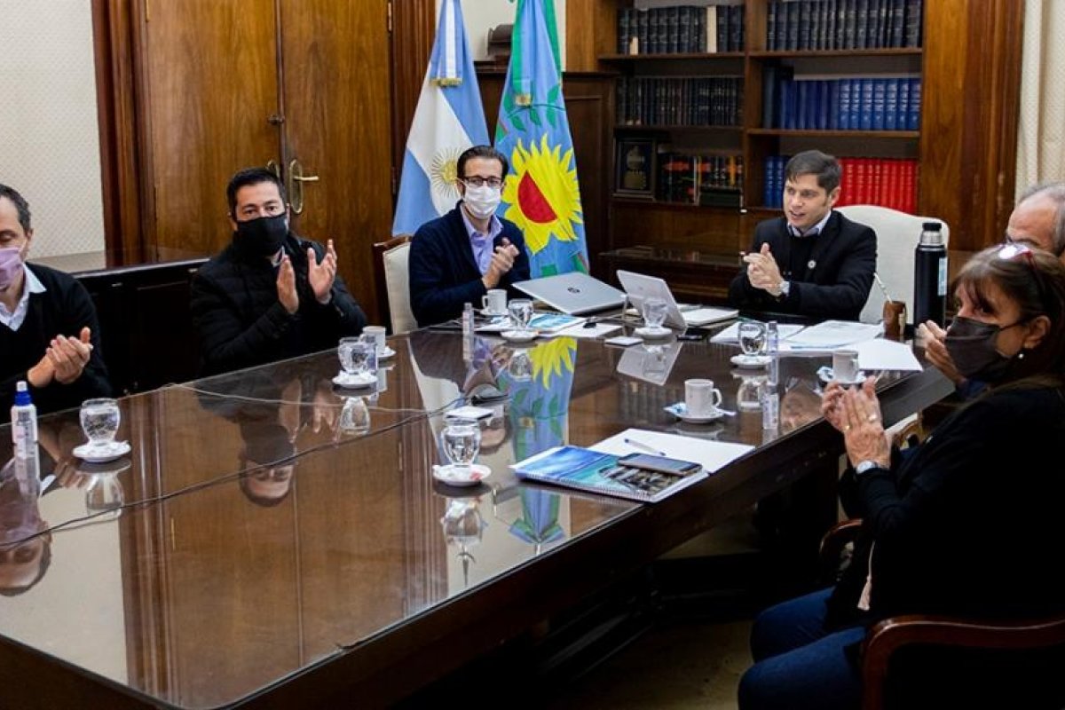 Kicillof presentó un plan de 750 obras en la provincia