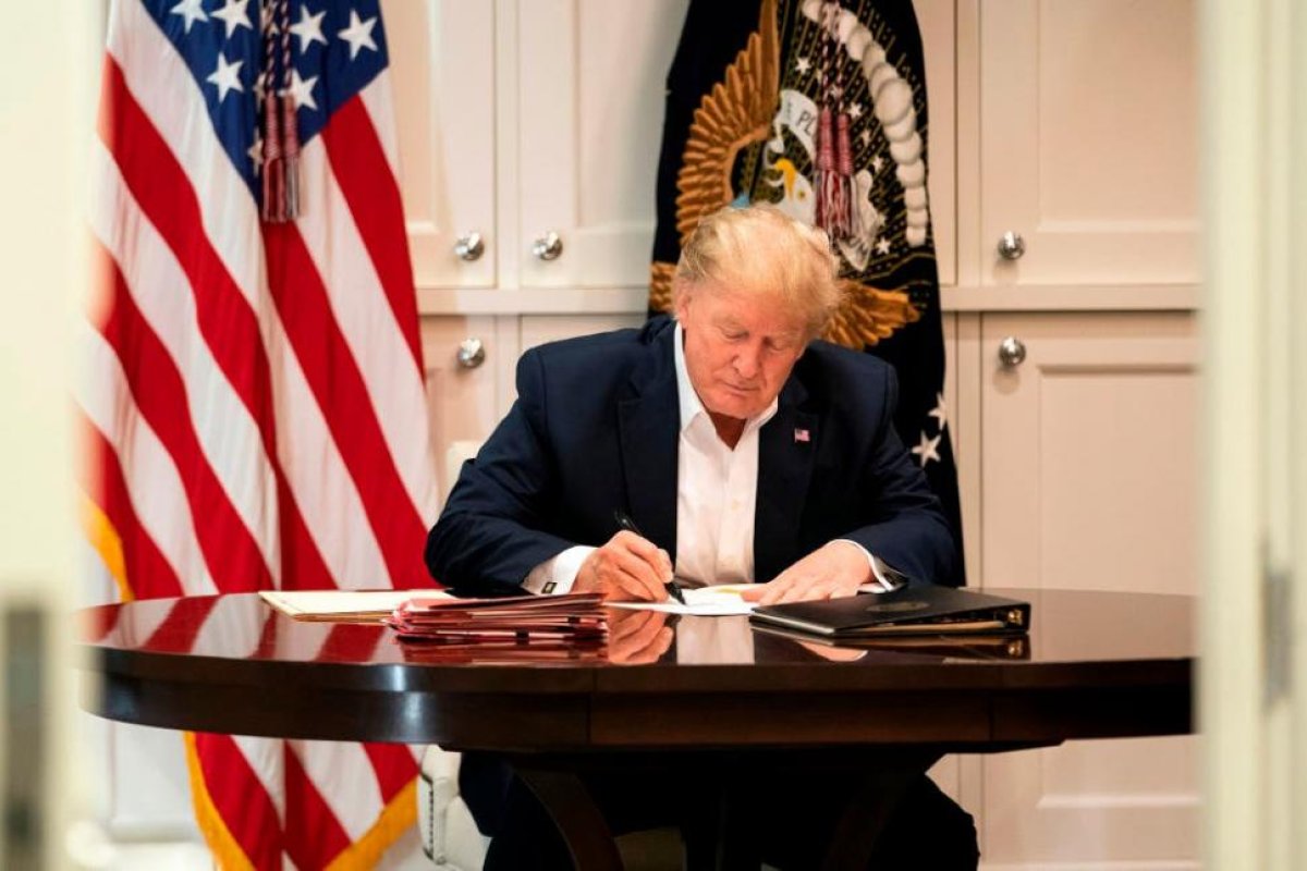 Donald Trump, contra quienes atacaron el Capitolio: "No representan a nuestro país, y quien haya infringido la ley pagará"