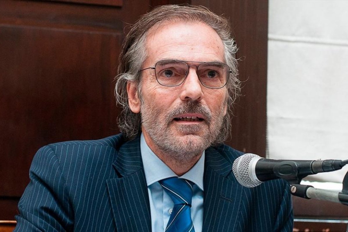 Casación: jueces siguen sin reunirse y Hornos suma acusaciones por sus visitas a Macri