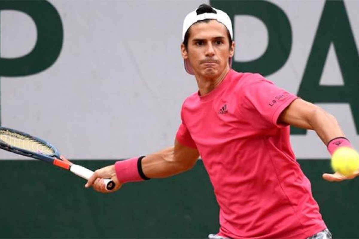 Federico Coria no pudo con Jannik Sinner y quedó afuera de Roland Garros