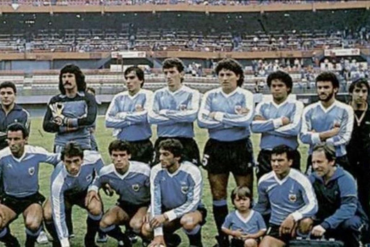 Alfonso Domínguez: Ícono del Fútbol Uruguayo y Campeón Internacional