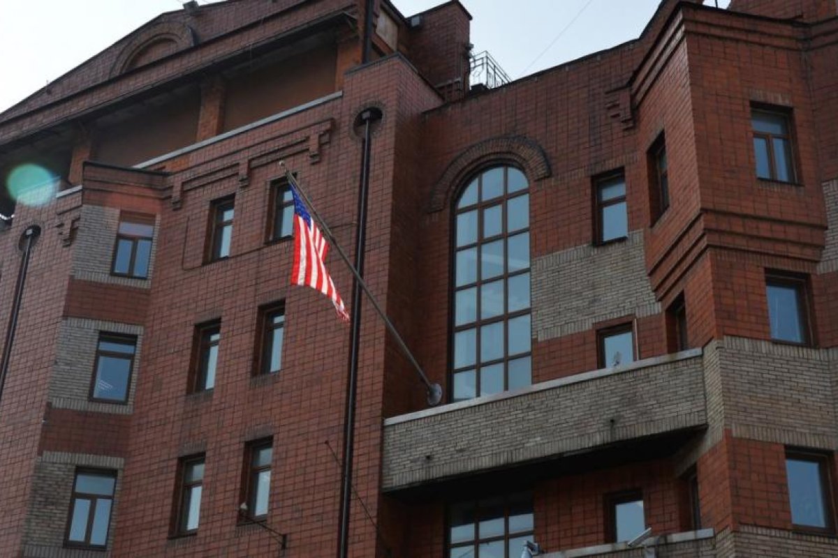EE.UU. suspende labores en sus dos Consulados Generales en Rusia