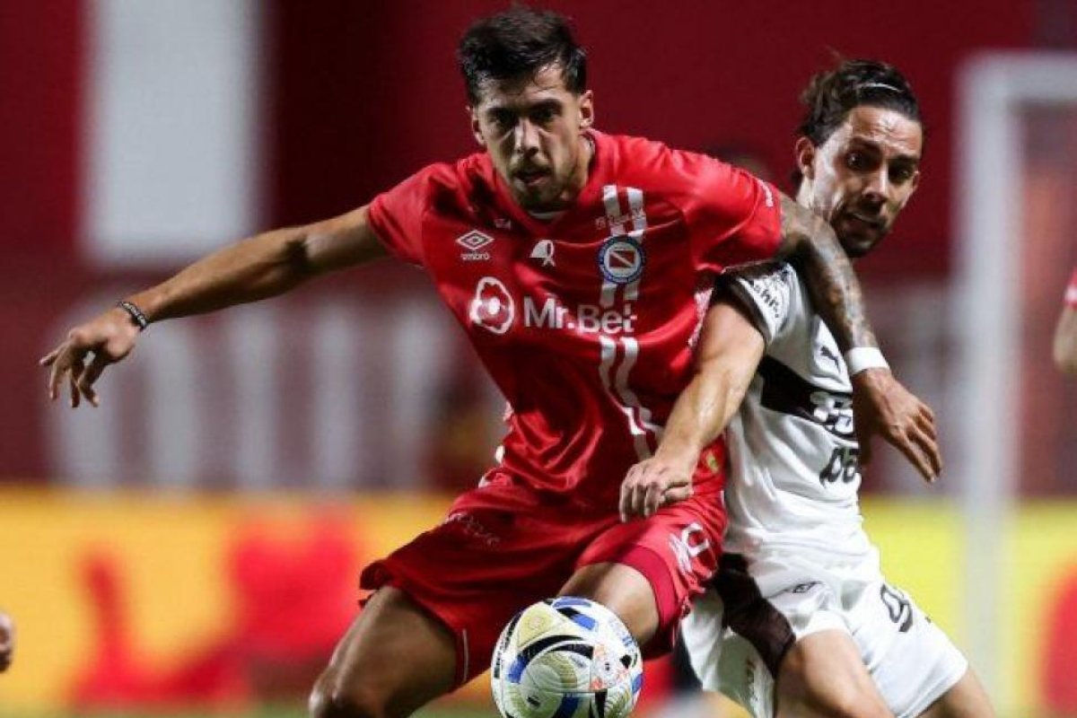 Platense y Argentinos Juniors se enfrentan en el Torneo Clausura 2026