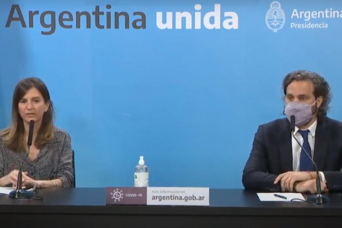 Cafiero destacó el rol de los docentes: "Tenemos una reivindicación a la tarea que hacen"