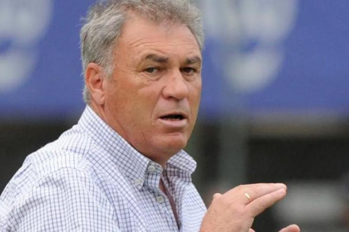 Pumpido incrédulo ante la muerte de Maradona: "No caigo"
