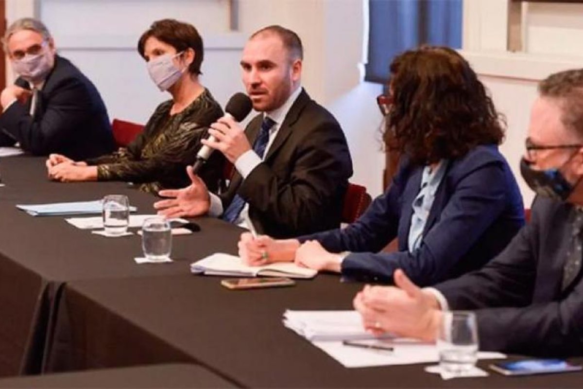 Martín Guzmán presentó un programa plurianual para estabilizar la macroeconomía