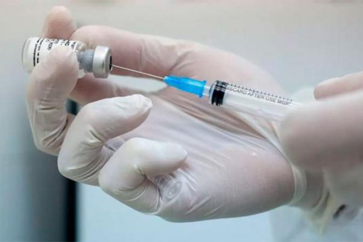 El Gobierno comprará 20 millones de jeringas para la vacuna contra el coronavirus