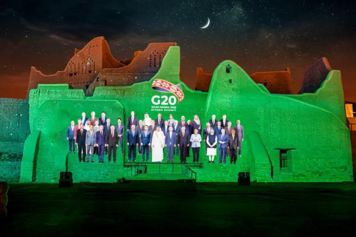 Cumbre del G-20: la llamativa "foto de familia" virtual y el lugar que ocupa Alberto Fernández