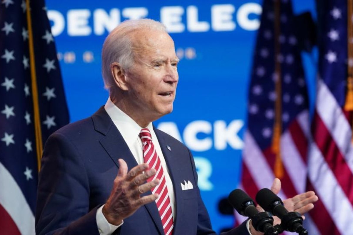 Biden afirma que recibe información de inteligencia solo gracias a Kamala Harris debido a la falta de cooperación de la Administración actual