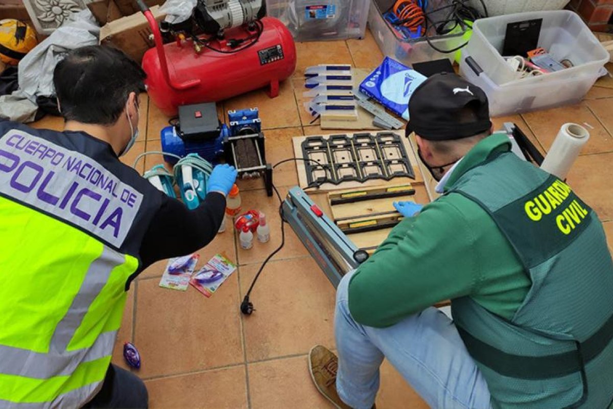 Detienen en España a 37 personas que introducían billetes falsos de 500 euros