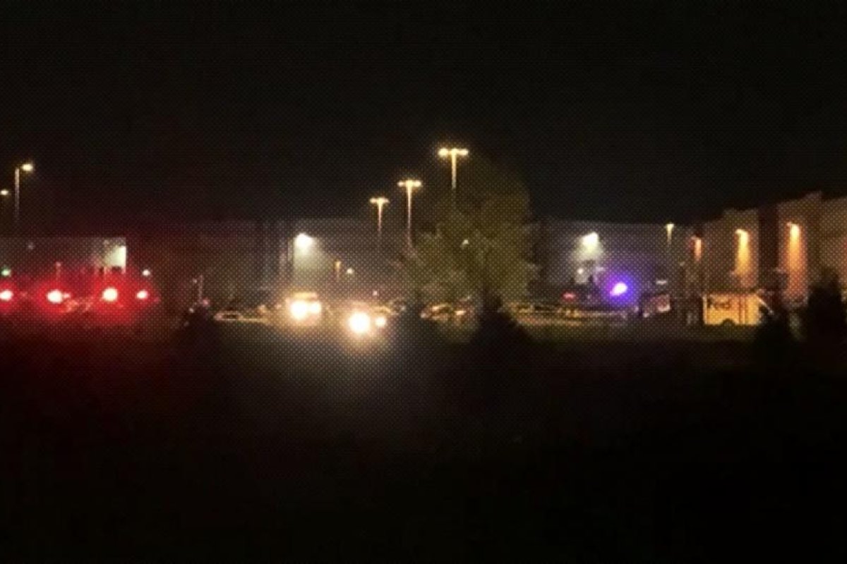 Varias víctimas tras un tiroteo en las instalaciones de FedEx cerca del Aeropuerto Internacional de Indianápolis