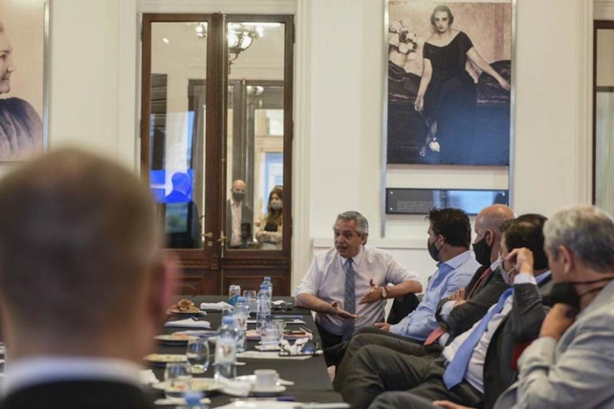 El Presidente ordenó ser rigurosos en el control de precios