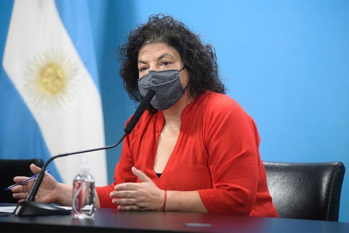 Vizzotti: "Hay gente que decide no vacunarse por las mentiras que se dicen"