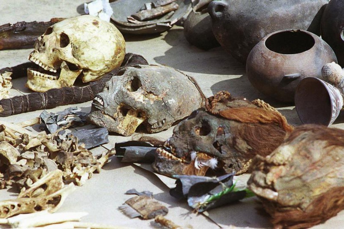 FOTO: Encuentran en Lima los restos de una mujer que vivió hace 600 años durante el Imperio inca