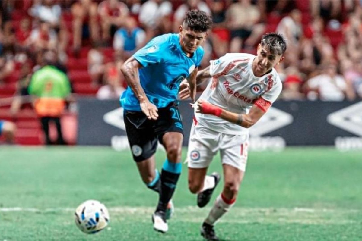 Empate sin goles entre Argentinos Juniors y Belgrano en La Paternal