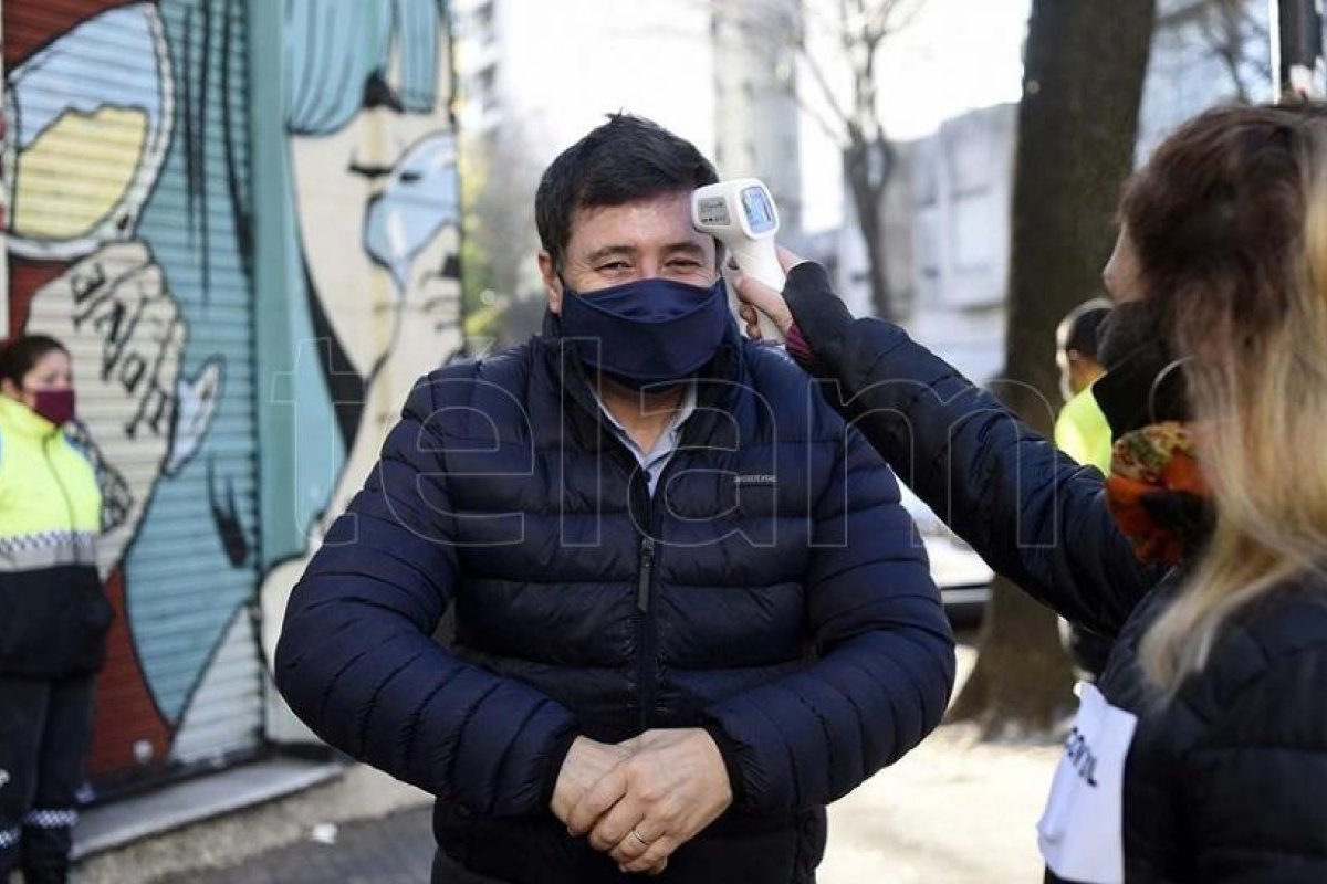 El ministro de Desarrollo Social dio positivo en coronavirus y permanecerá en su domicilio