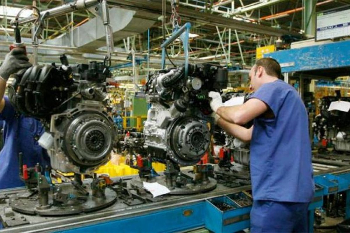 La actividad industrial cayó un 7,1% internual informó el Indec
