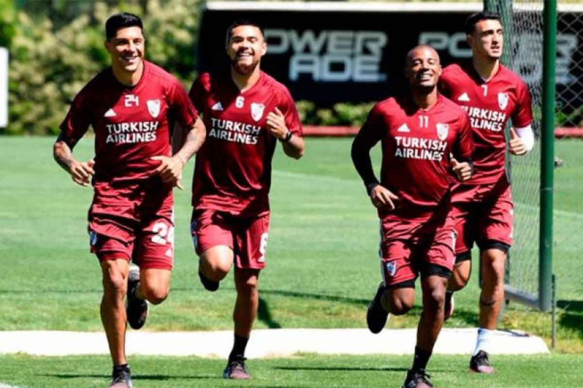 Hisopados negativos en River y dudas para jugar ante Rosario Central