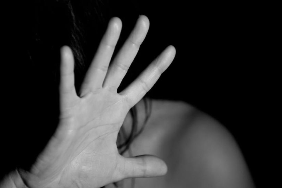 Un adolescente ataca a puñaladas a una pareja de mujeres jóvenes en Chile y una de ellas muere