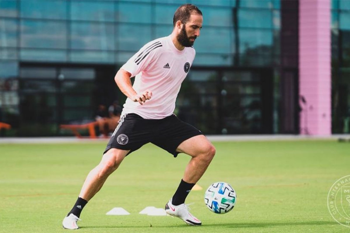 Higuaín: "No volveré a River, me voy a retirar en los Estados Unidos"