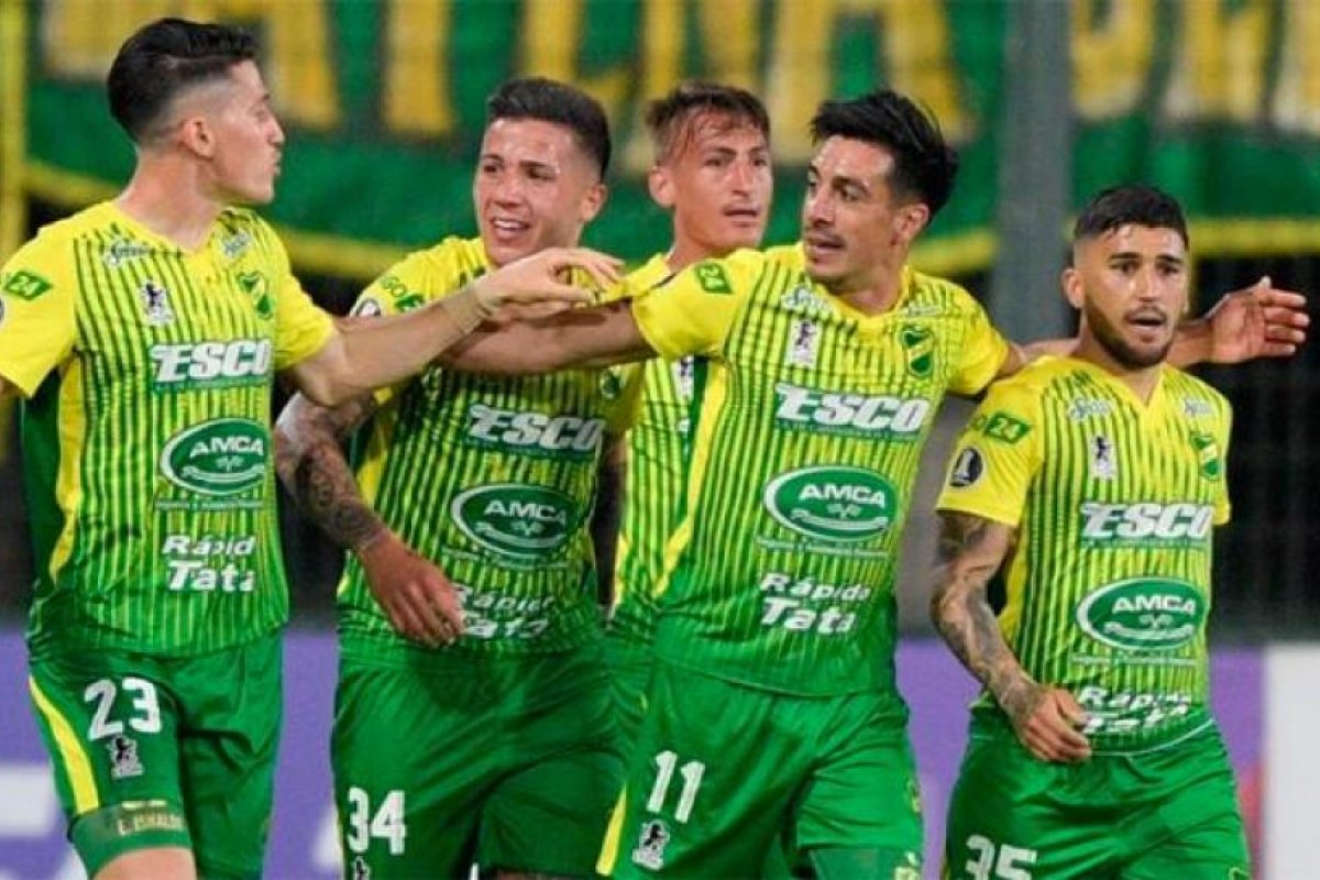 Defensa y Justicia inicia su camino en la Copa Sudamericana ante Sportivo Luqueño