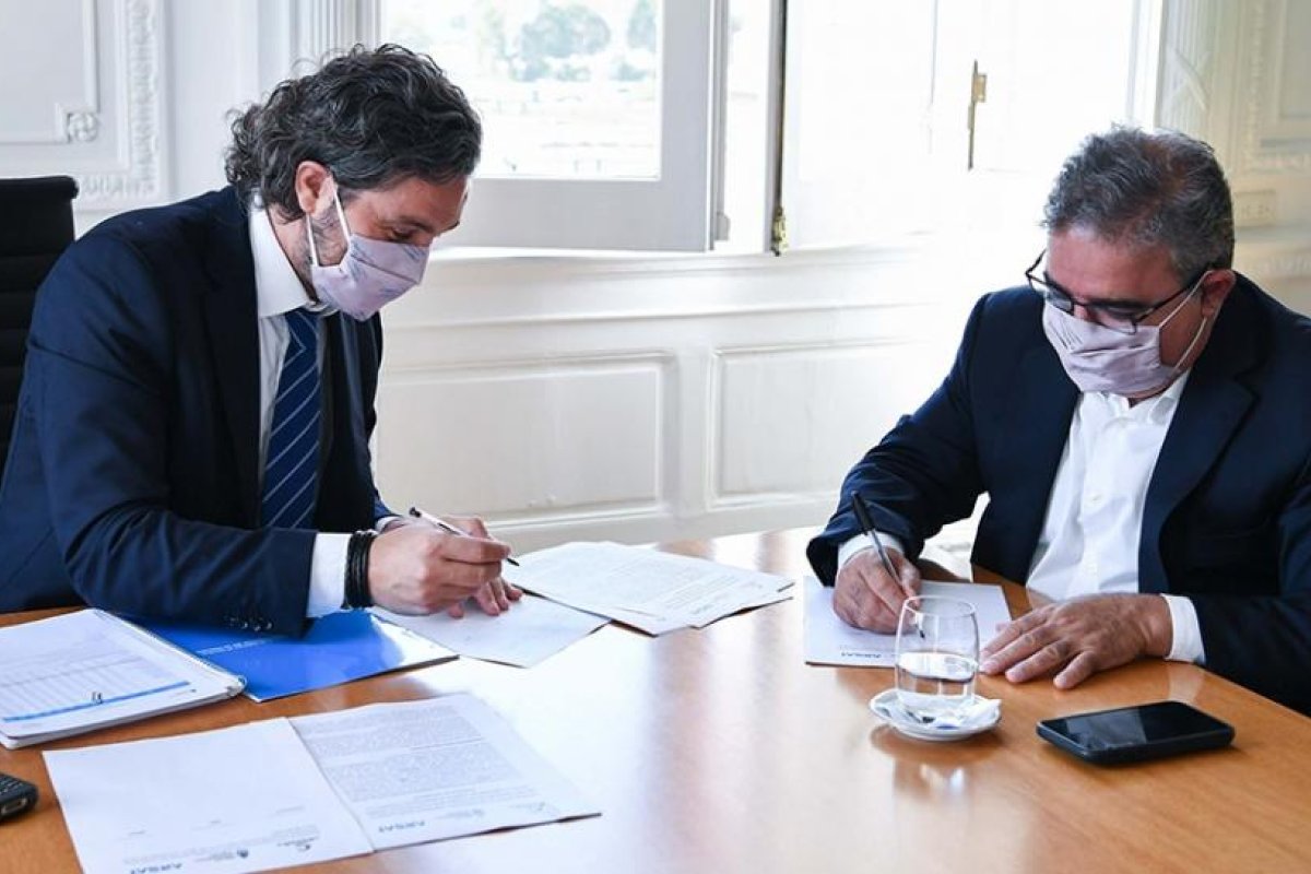 Cafiero: La conectividad es un derecho"