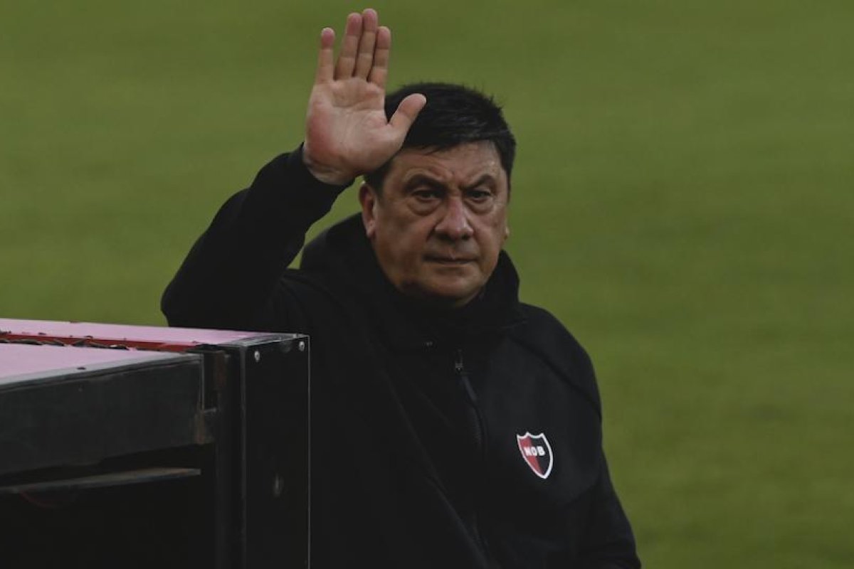 El Newell's de Burgos visita a Atlético Tucumán en busca de su primer triunfo
