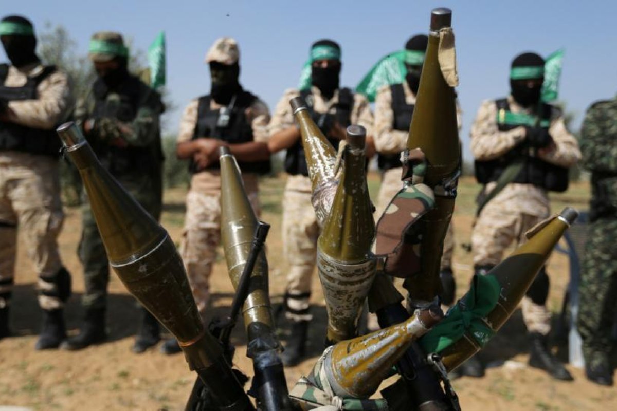 Hamás anuncia haber atacado una base militar de Israel
