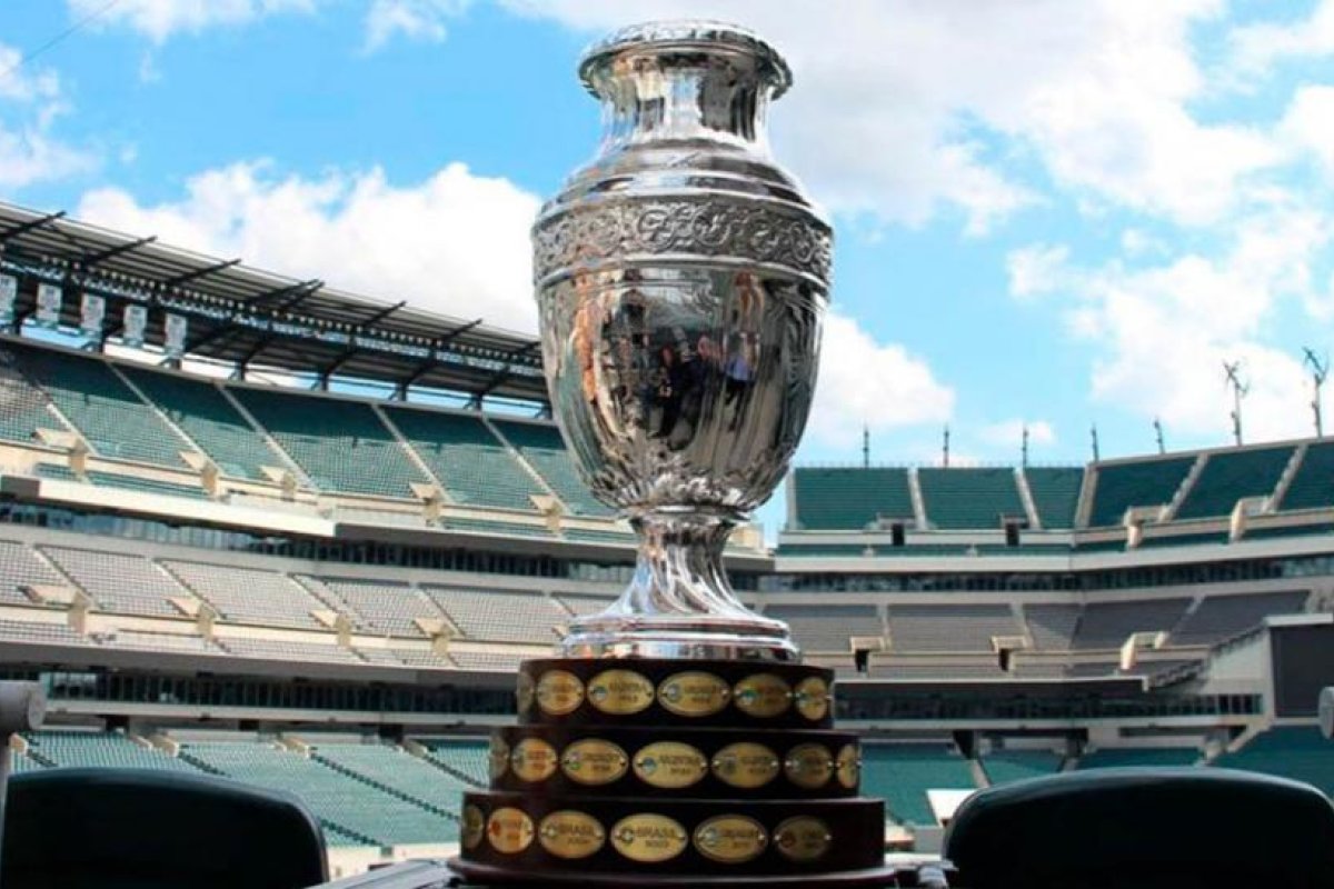 Johnnie Walker y Smirnoff retiran sus marcas de la Copa América