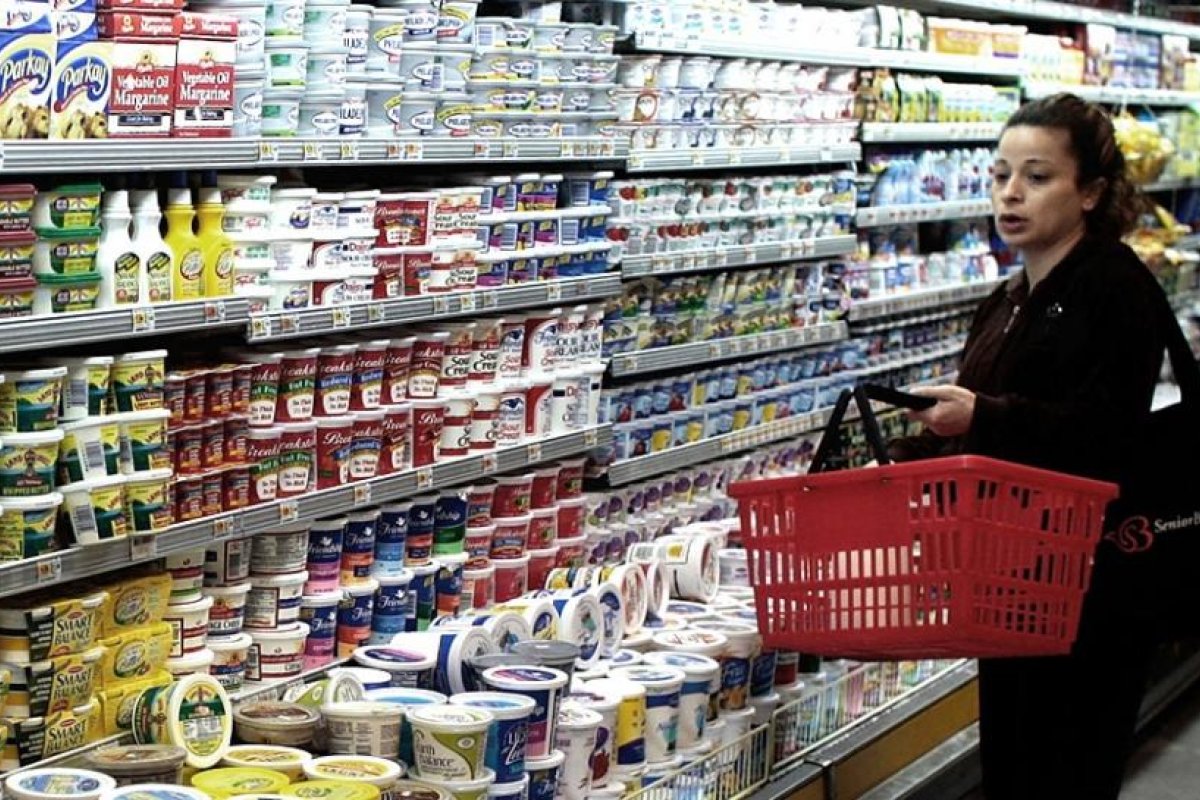Acordaron incrementar la producción de lácteos y sumar 32 productos a Precios Cuidados