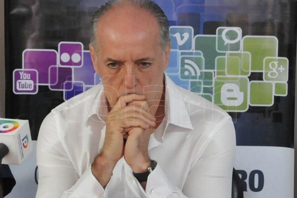 Defensor del Pueblo: "Hay que tomar medidas estrictas, muy rígidas por un período corto"