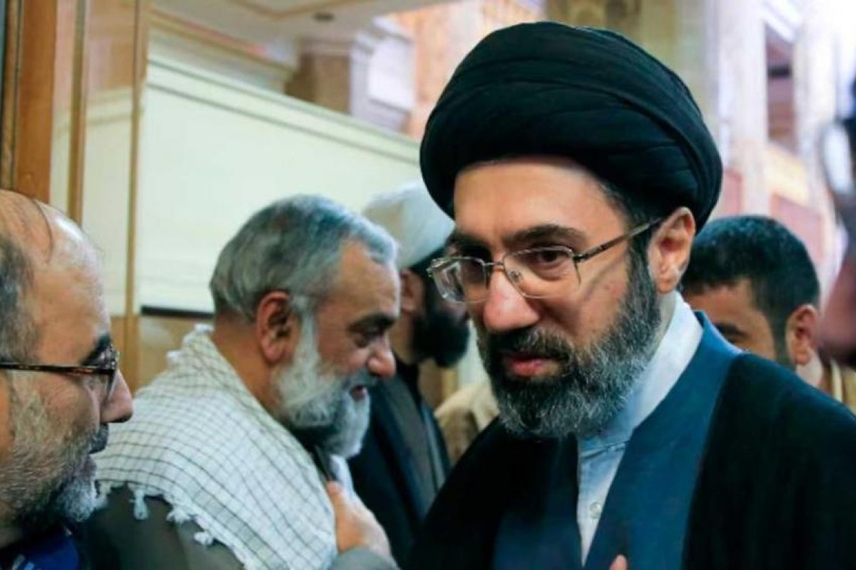 Mojtaba Jamenei, líder supremo de Irán, herido en bombardeo israelí
