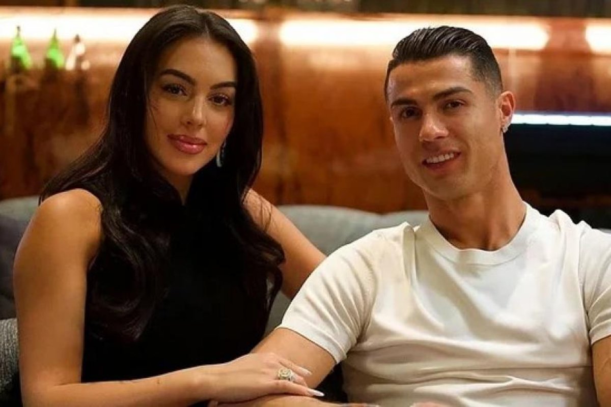 Cristiano Ronaldo y Georgina comparten un emotivo momento en el estadio