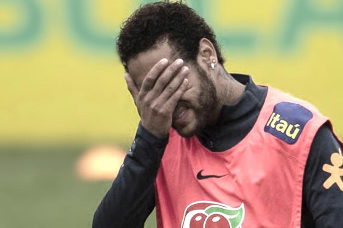 Neymar, con dolores en la espalda, la gran duda de Brasil ante Bolivia