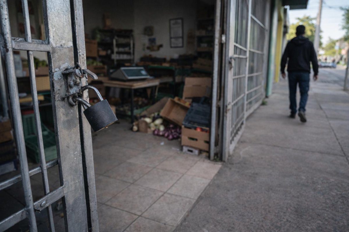 Herrera El Alto: Robó una verdulería y fue identificado por la dueña mediante cámaras de seguridad